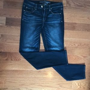 AE Size 8 Skinny Jeans worn once